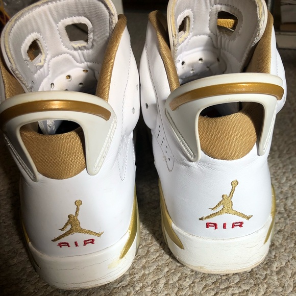 Air Jordan 6 “Golden Moment” - Picture 4 of 6